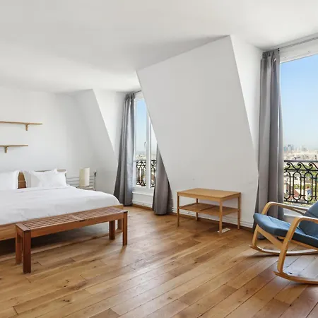 Montmartre Penthouse